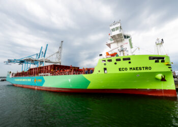 X-Press Feeders commits to methanol as future fuel