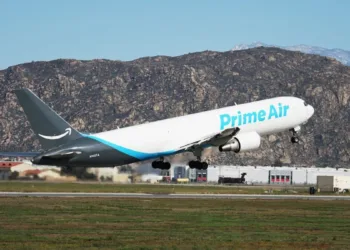 Amazon promises equal priority for third-party air cargo, own parcels