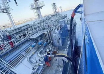 CHIMBUSCO secures its initial LNG refueling service in Europe