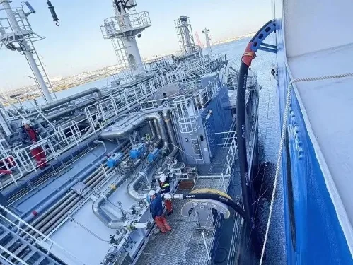 CHIMBUSCO secures its initial LNG refueling service in Europe