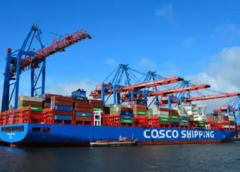 Cosco orders twelve 14,000 TEU methanol vessels