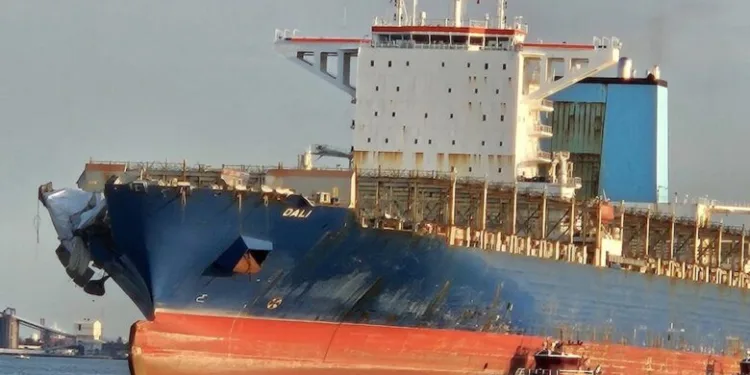 Dali arrives in China for repairs