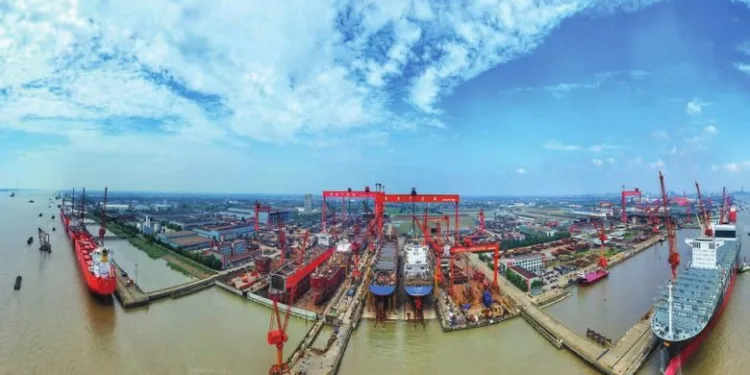 Dynacom back at Yangzijiang for more product tankers
