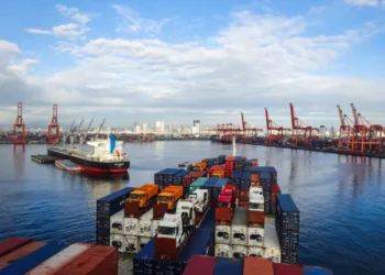 Global schedule reliability sees slight uptick in October