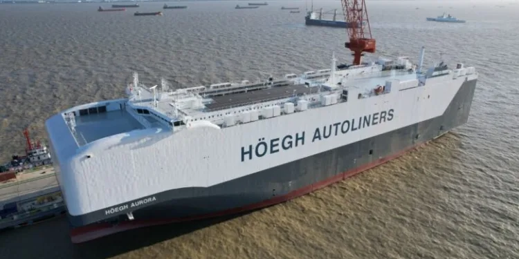 Höegh Autoliners renews long-term transport deals