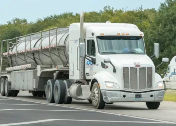 KAG acquires Michigan-based dry bulk hauler