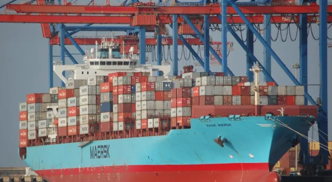 Maersk vessel resumes voyage from Spain after fire incident