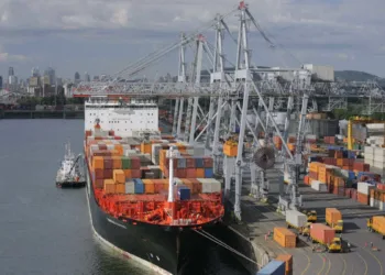Mediation for Montreal port labor talks