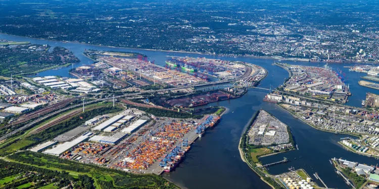 MSC obtains regulatory approvals for its entry into Hamburg port