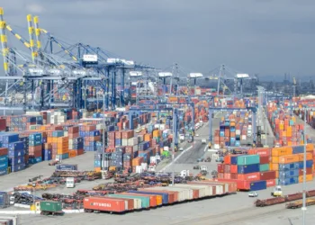 Port of LA whittles dwell time despite record container volumes