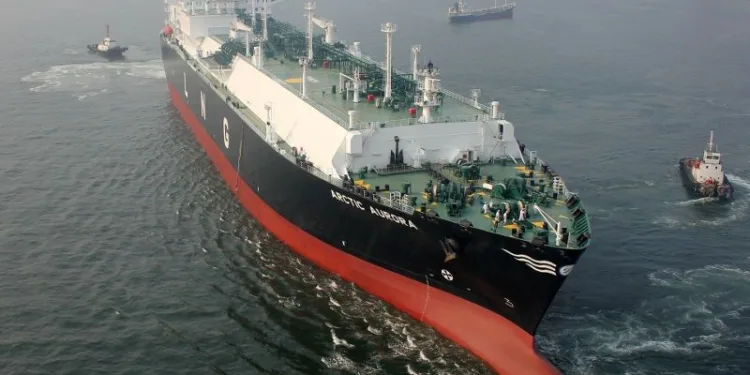 Procopiou seals sale-and-leaseback deal for five LNG carriers