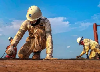 Seafarer salaries still rising in a crew-led market