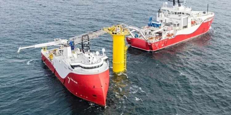 Seaway 7 wins cabling work on East Anglia Two offshore wind farm