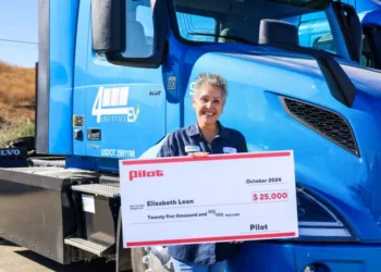 She put off a trucking career for 7 years. Now, she is Pilot’s Road Warrior.