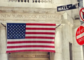 Shipping needs to change the narrative to attract investors