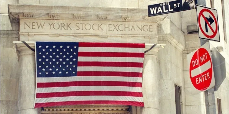 Shipping needs to change the narrative to attract investors