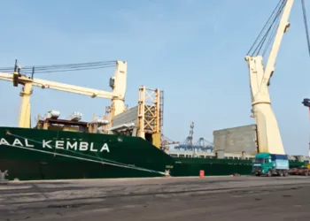 AAL Shipping enhances Indian market presence with heavy lift projects