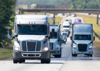Bracing for tighter truck capacity, shippers rebid contracts