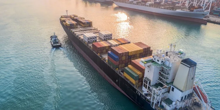 Container imports to surge ahead of strike, tariffs, NRF predicts