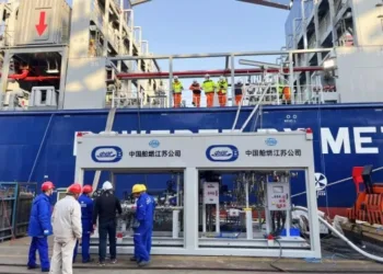 COSCO SHIPPING achieves milestone with first methanol refuelling