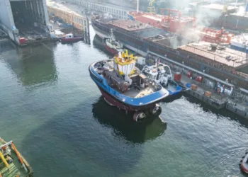 Enap and SAAM unveil Latin America’s first electric tug