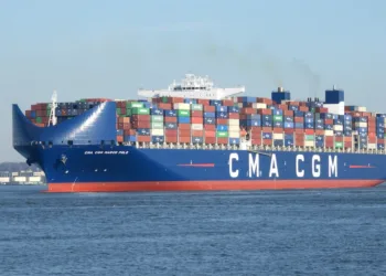 Evergreen and PIL join growing throng of liners opting for windshields