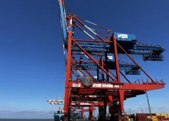 German terminals adopt new coating system for STS crane repairs