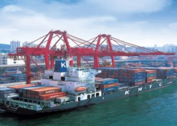 Global trade set to hit record $33trn this year