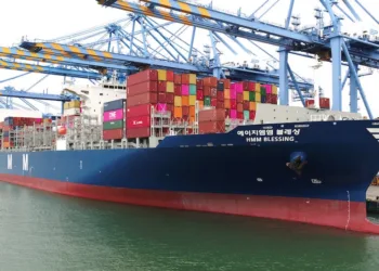 HMM returns to transatlantic trades