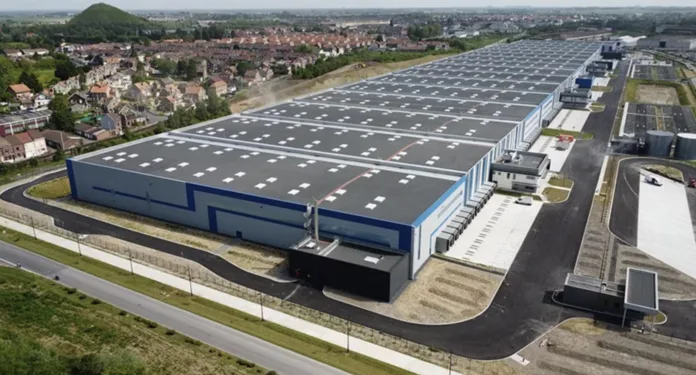 Maersk opens first warehouse in France