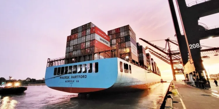 New legislation would require 10% of China imports to move on US ships