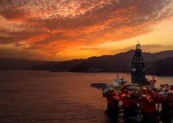 Northern Ocean rig gets more work in Norway