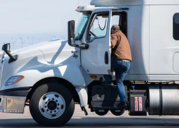 November trucking jobs see healthy rise; a one-time move or start of a trend?