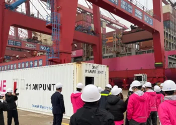 ONE shows China an alternative way to power ships at port