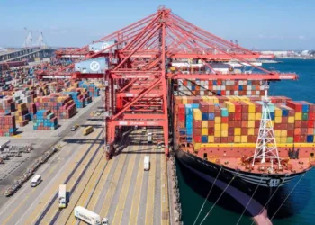 Port of Long Beach nears record TEUs