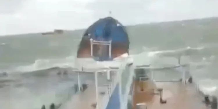 Storms take out three Russian ships in a day
