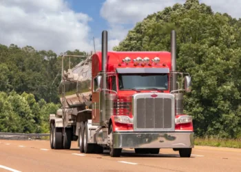 Texas trucking company’s equipment going on auction block