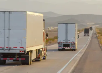 Truckload dry-van market continues to experience strong response to peak season