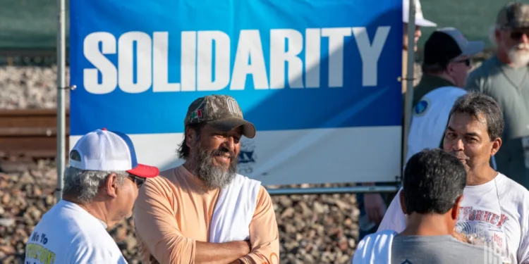 Trump again backs longshore union as possible port strike nears