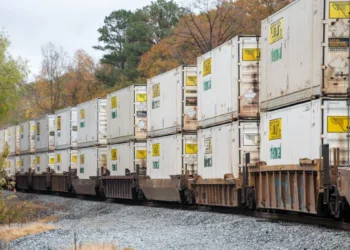 Why the intermodal market is in a ‘long peak’ right now