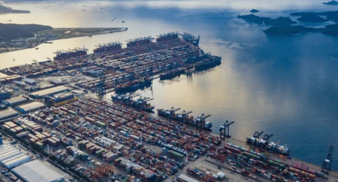 Yantian debuts on-dock chassis battery-swapping station for electric trucks