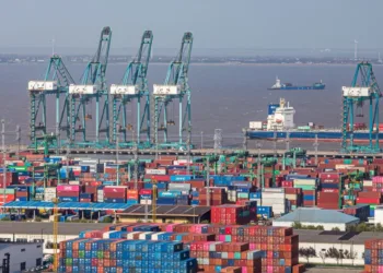 Asia-US container rates decline in slack season