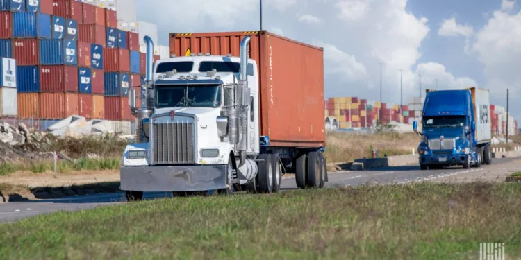 Borderlands Mexico: Trump tariffs could raise consumer prices in short term, expert says