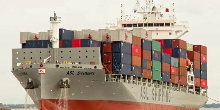 Crew rescued from blaze on boxship in Red Sea