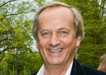 Economou heads to China for next round of boxship orders