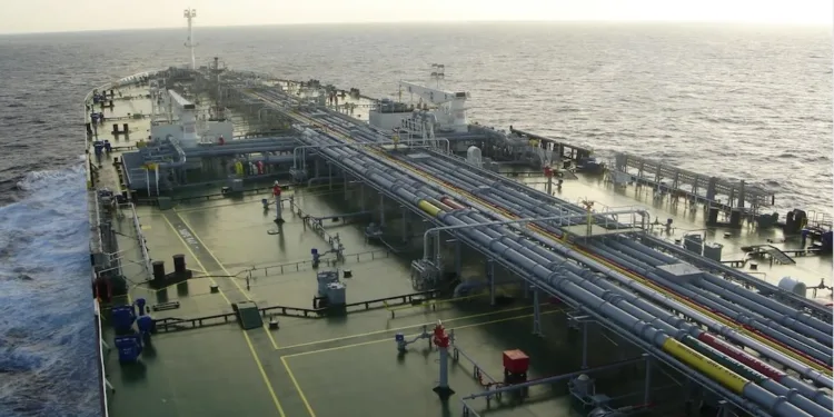 Laden Russian tanker loses power in stormy Bay of Biscay