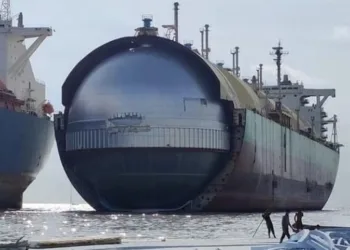 Lay-ups and scrapping mulled as LNG rates hit record lows