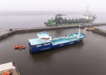 Lithuania launches green hydrogen and electricity-powered ship