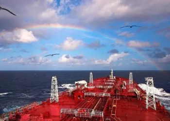 Nordic American Tankers sells one vessel and takes another with purchase option