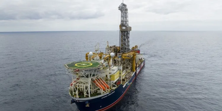 Stena Drilling scores drillship contract in Suriname